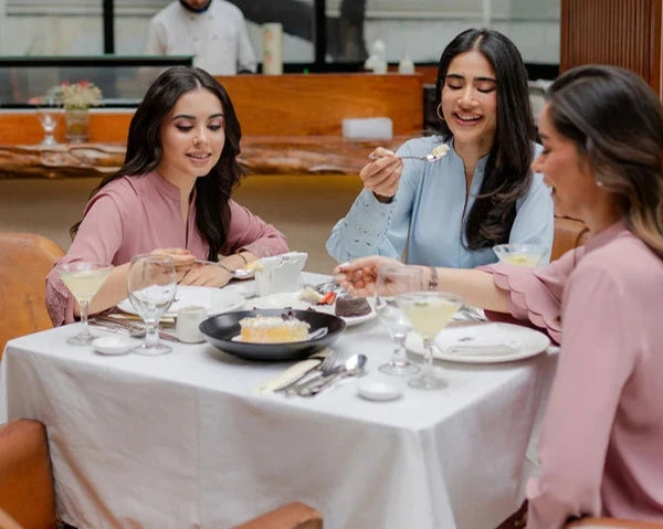 LIRA OCCASIONAL WEAR