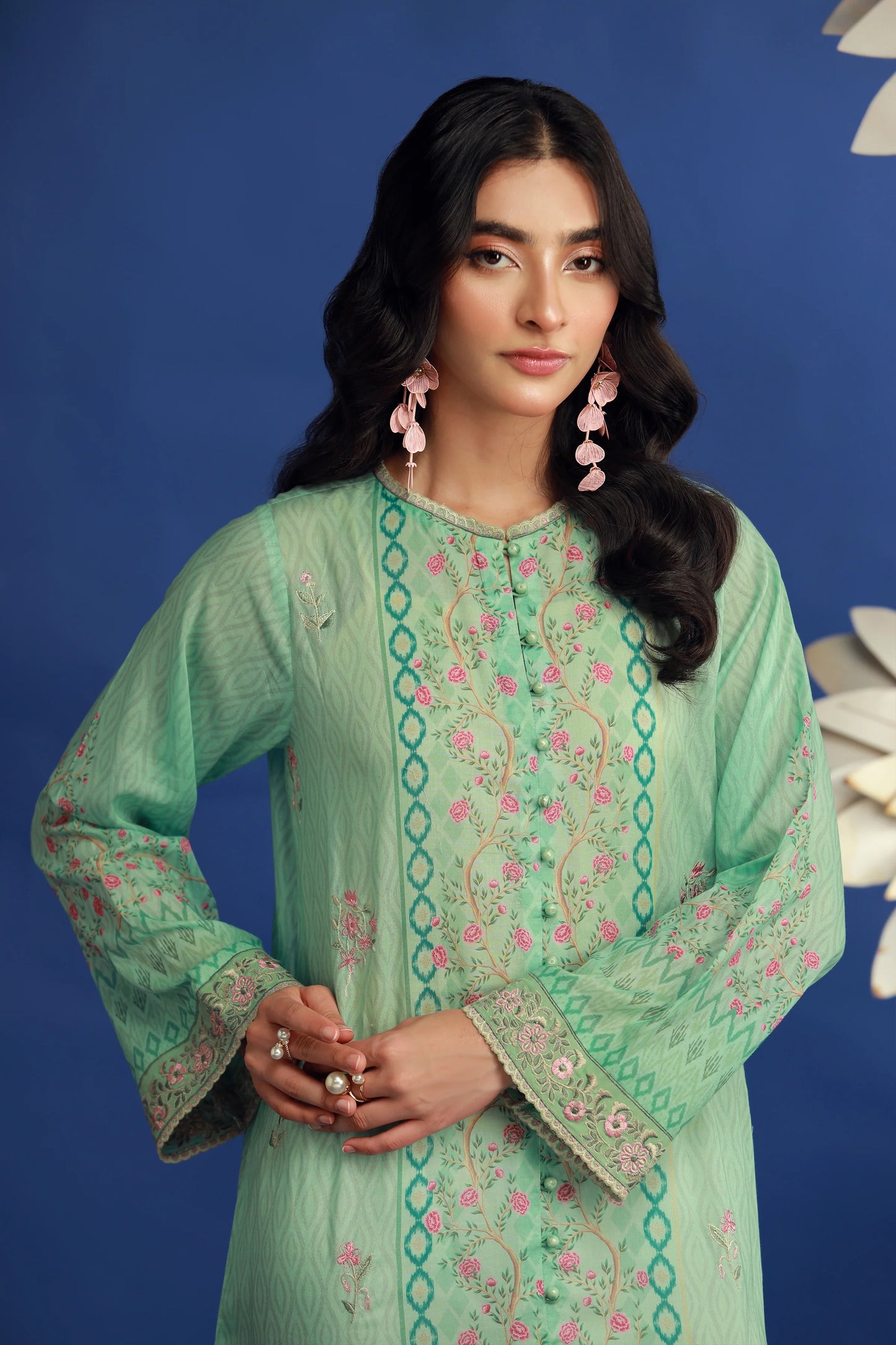 01 PIECE READY TO WEAR PRINTED EMBROIDRED SHIRT