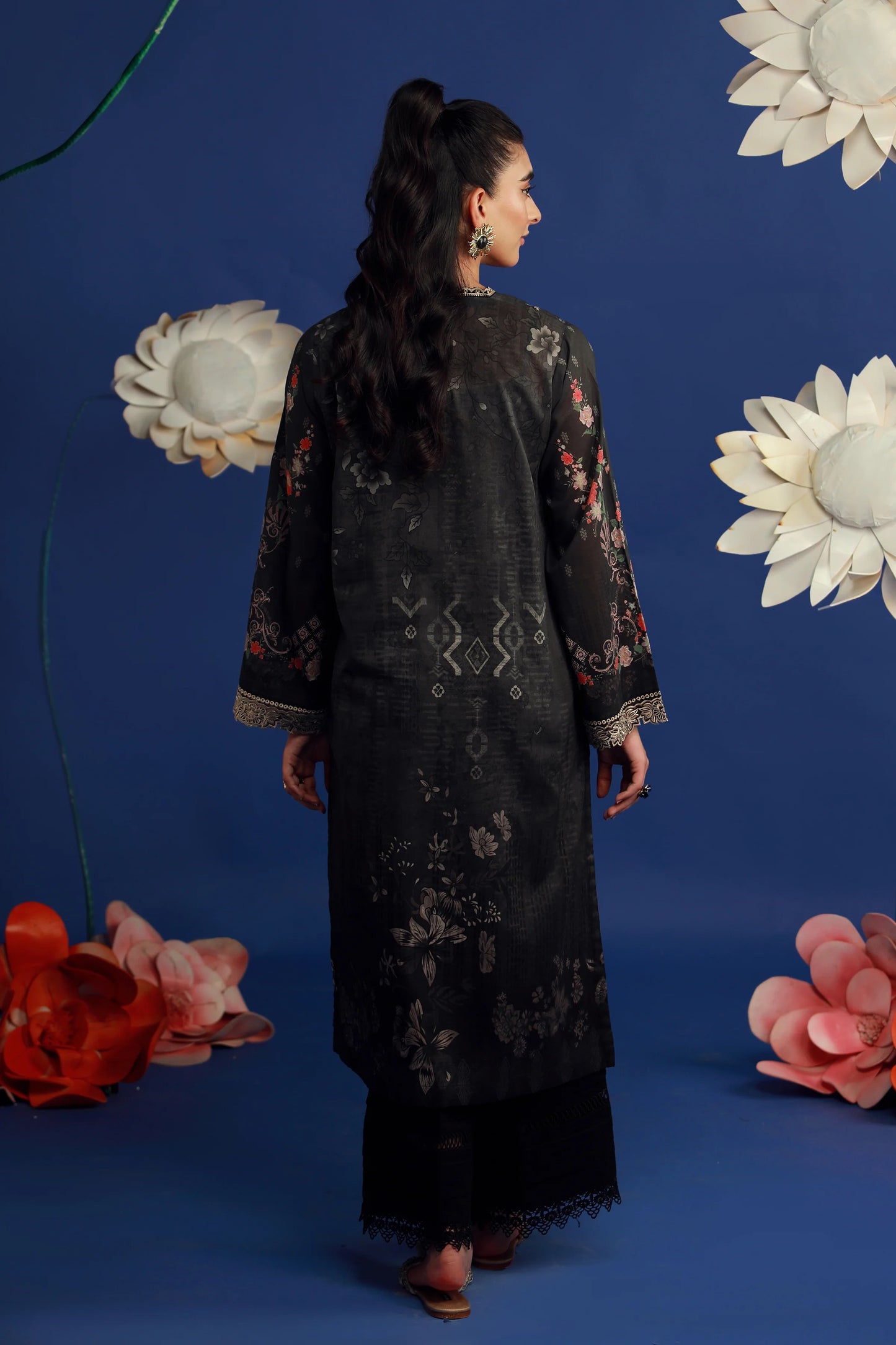 01 PIECE READY TO WEAR PRINTED EMBROIDRED SHIRT