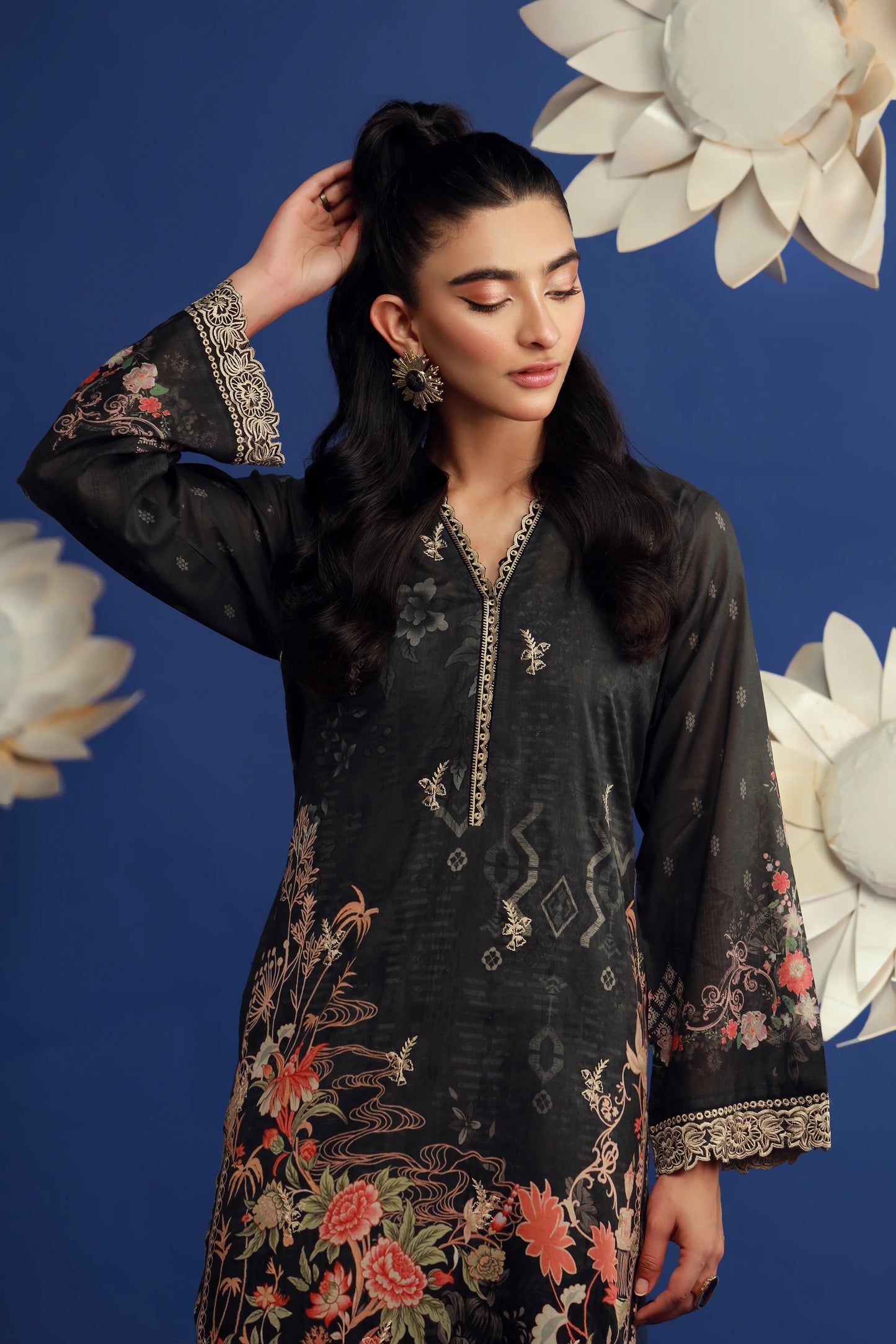 01 PIECE READY TO WEAR PRINTED EMBROIDRED SHIRT