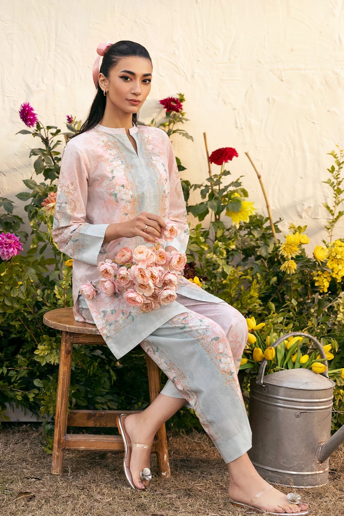 MINT BLUSH