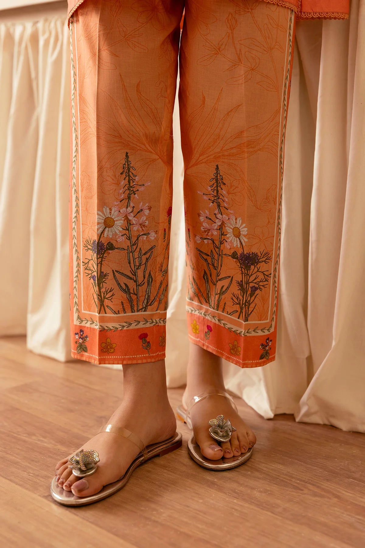 PEACH PETALS