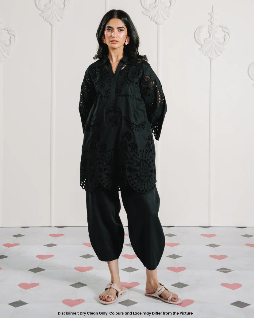 CHEVRE BLACK