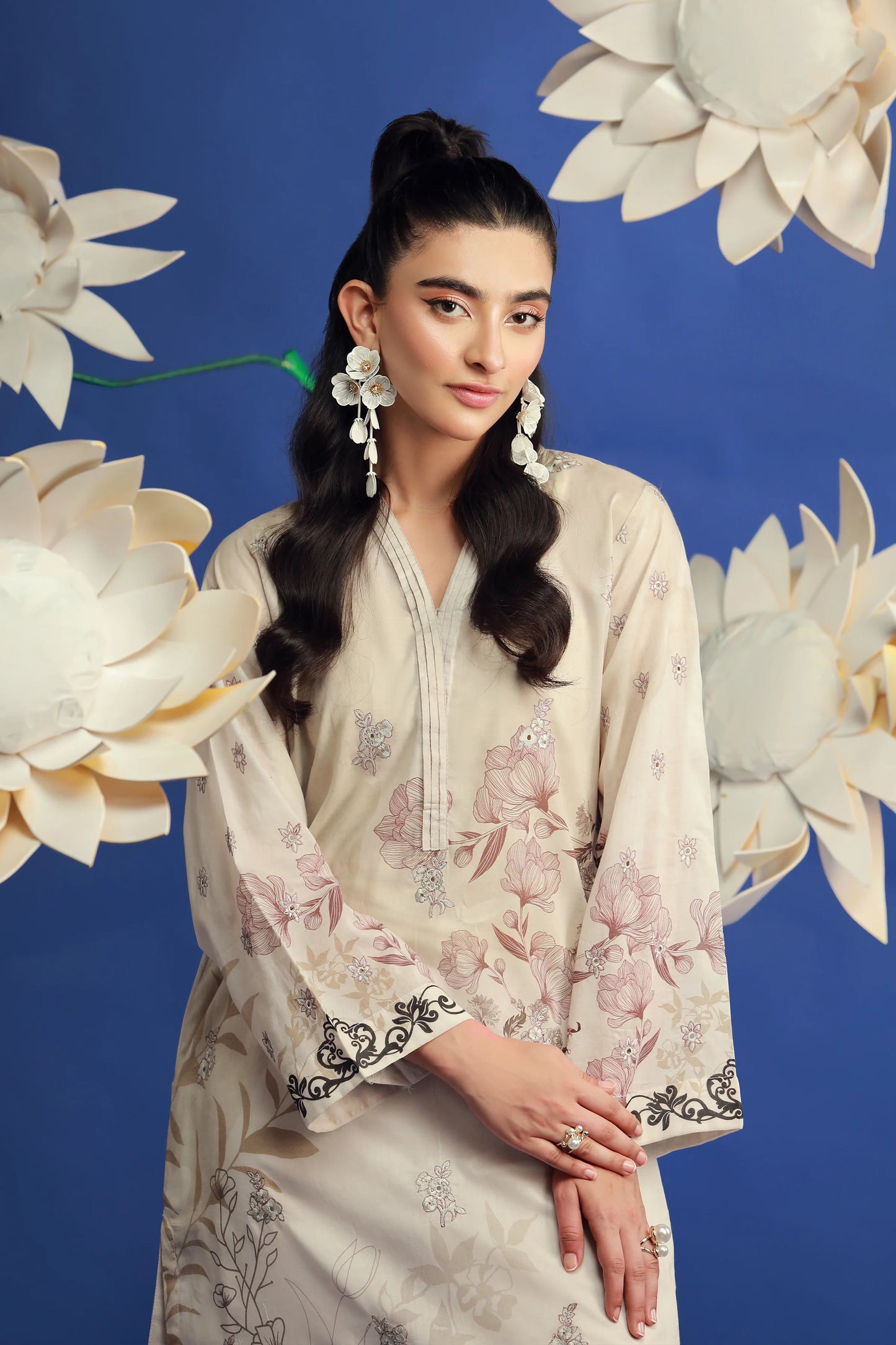 01 PIECE READY TO WEAR PRINTED EMBROIDERED SHIRT