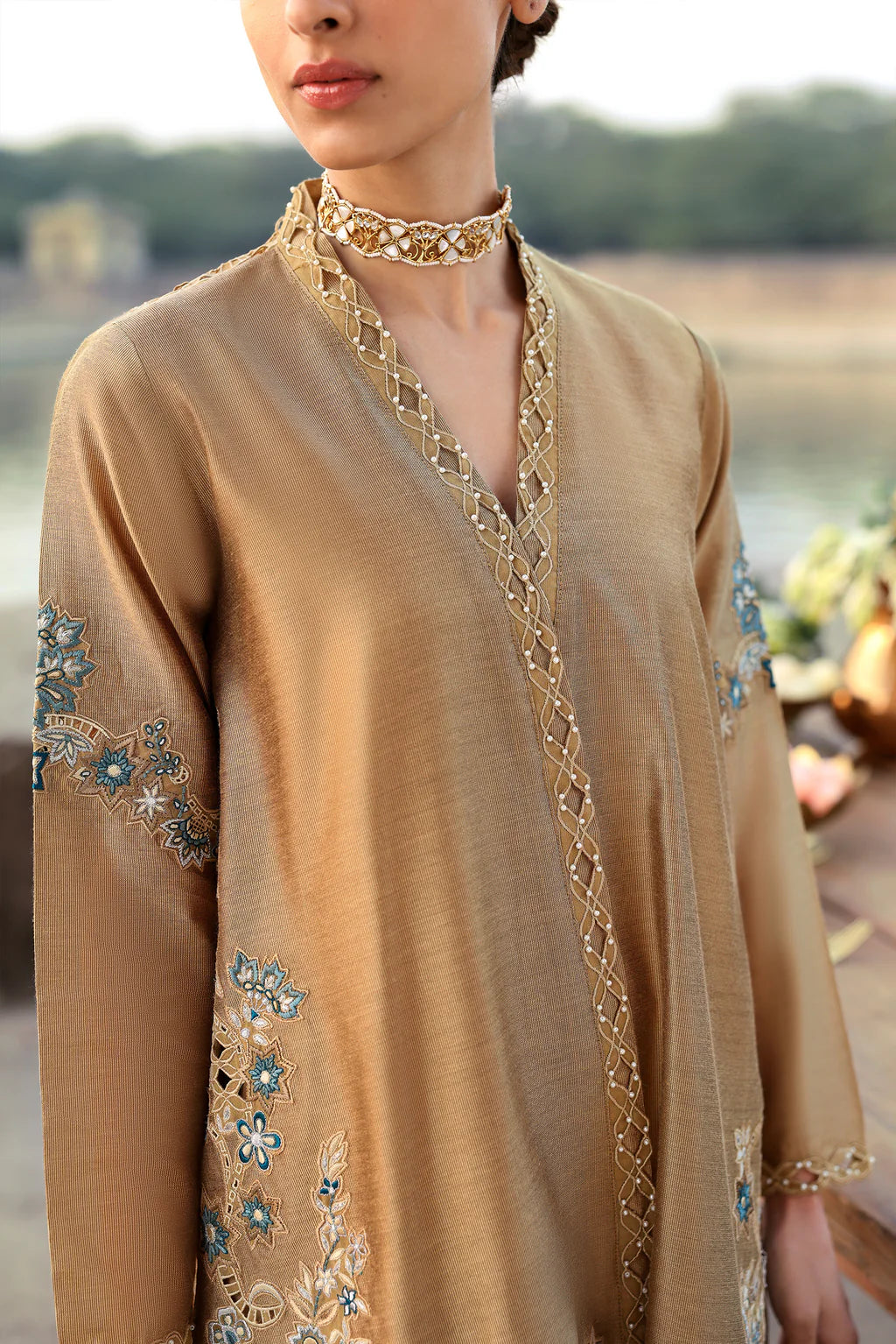 GOLD FLAKE MATCHING SET