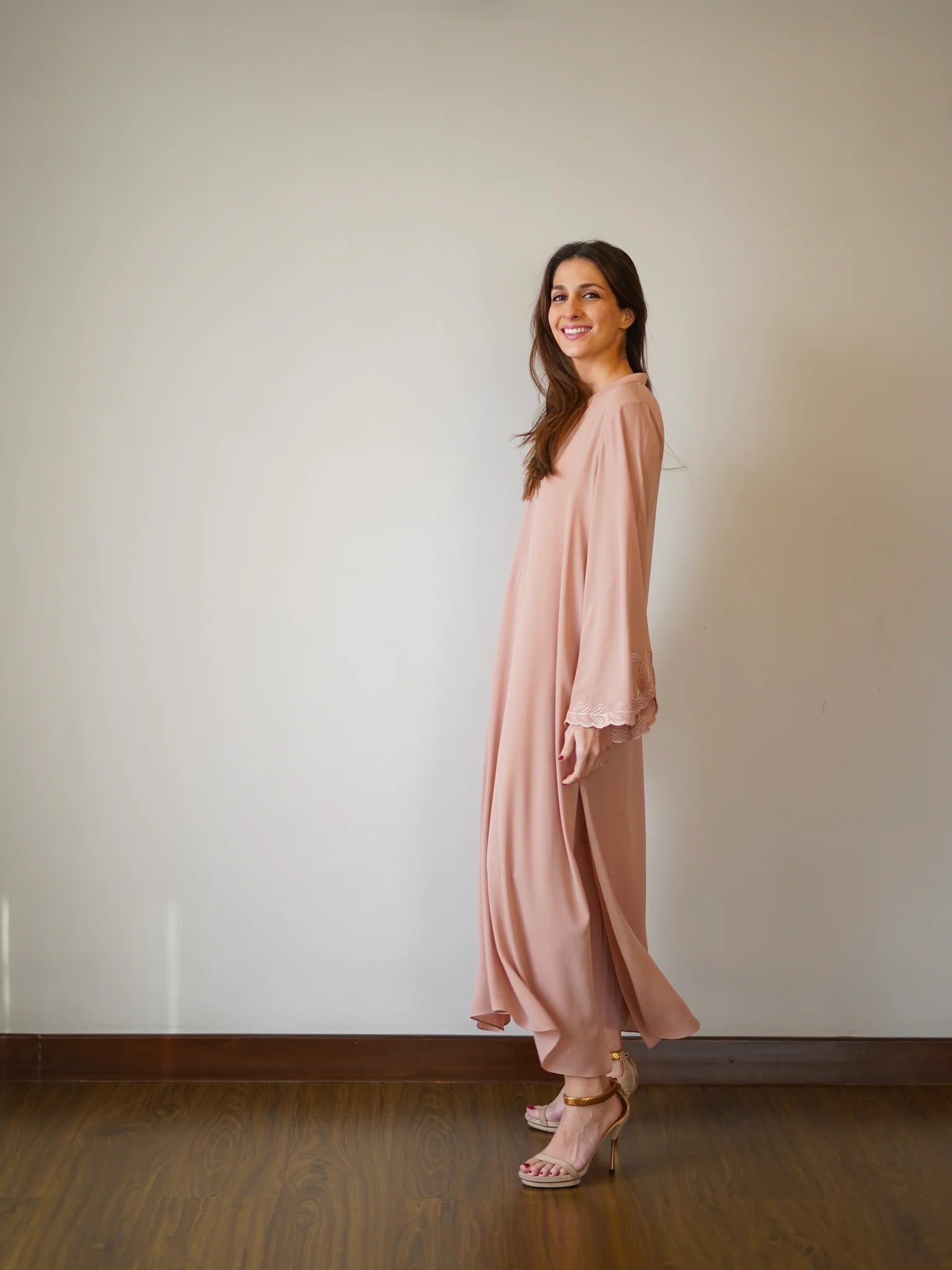 NUDE PINK STAPLE SET