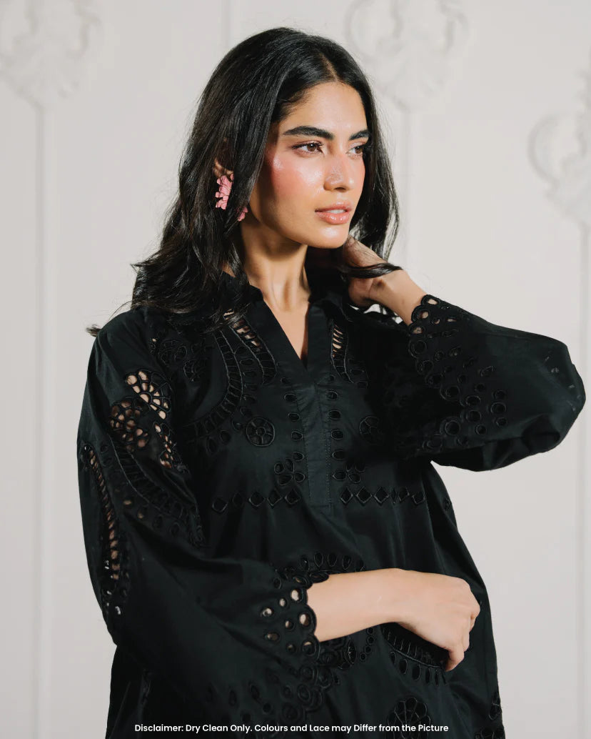 CHEVRE BLACK