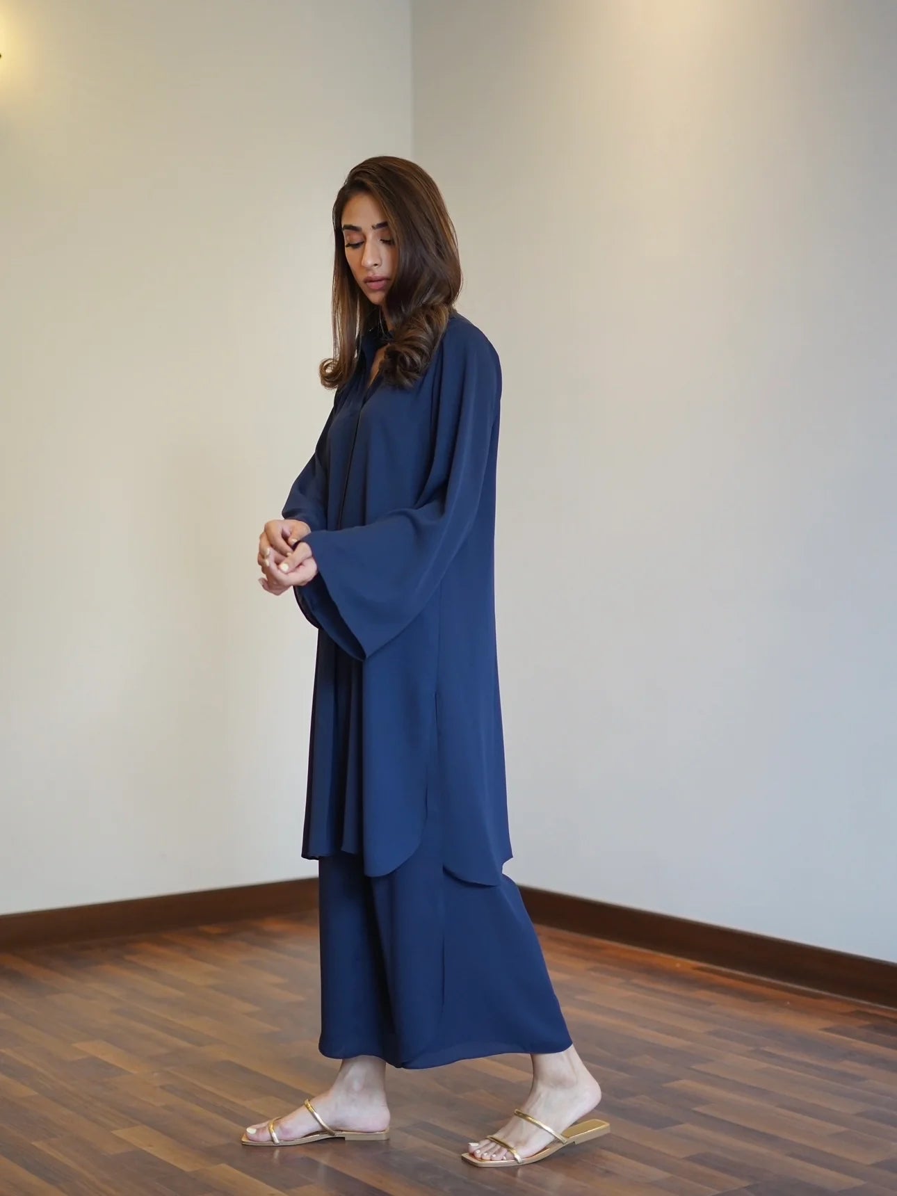 NAVY OAK TUNIC WITH TULIP PANTS