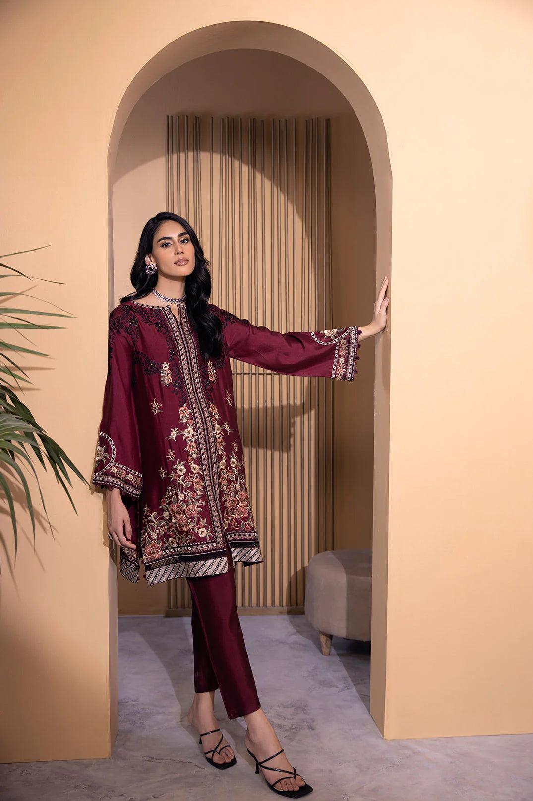 DHANAK MOMMY & ME | DA-2115 PLUM 2PCS EMBROIDERED KURTA WITH TROUSER