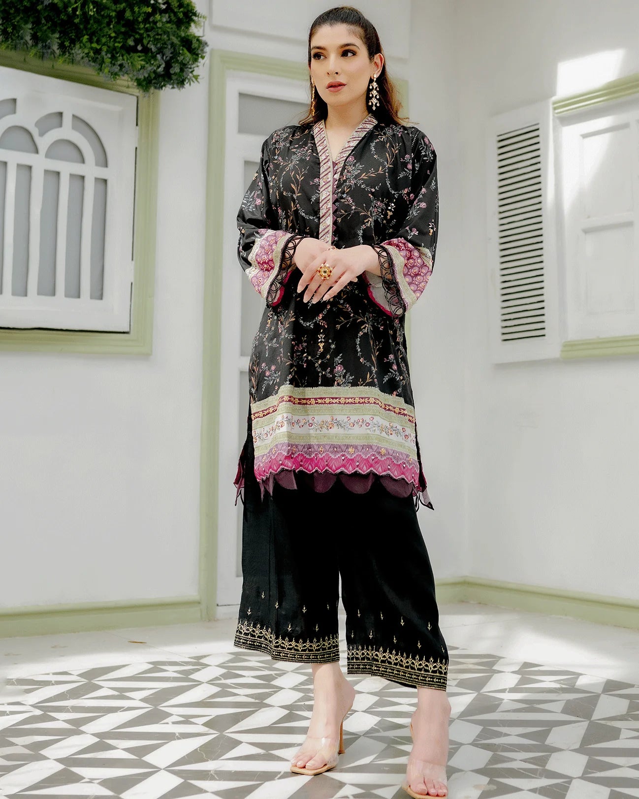 DC-2240 BLACK 2PCS HAND EMBELLISHED SHIRT WITH TROUSER