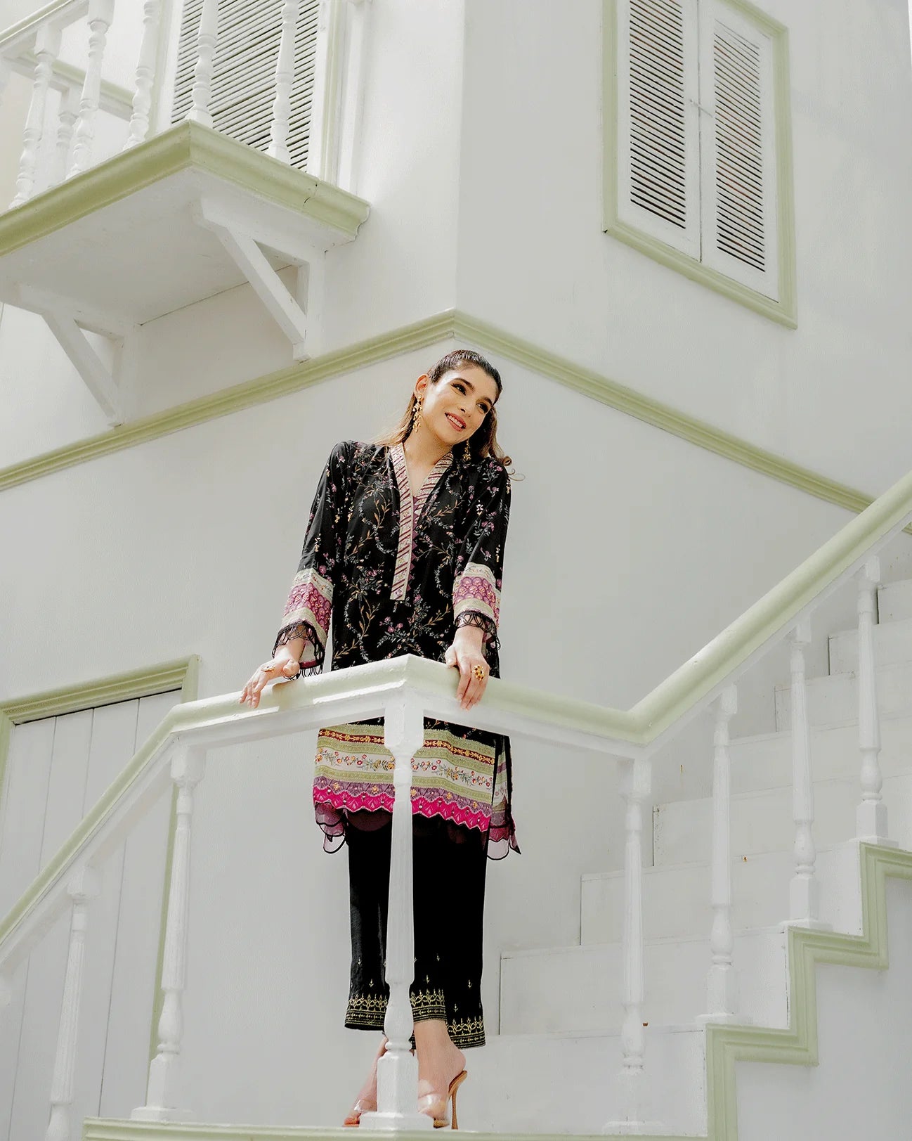 DC-2240 BLACK 2PCS HAND EMBELLISHED SHIRT WITH TROUSER