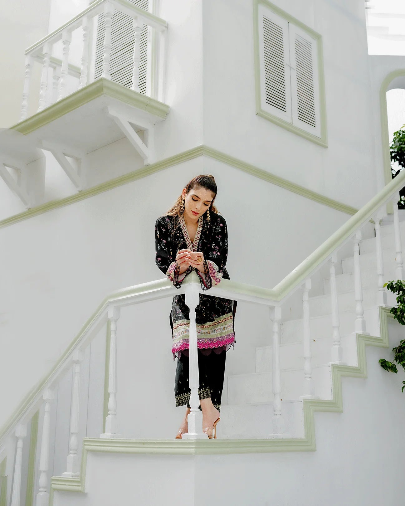 DC-2240 BLACK 2PCS HAND EMBELLISHED SHIRT WITH TROUSER