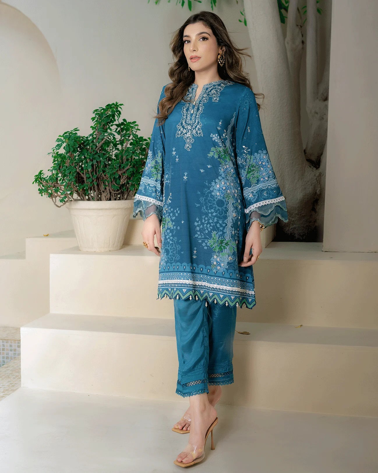 DC-2273 TURQUOISE BLUE 2PCS HAND EMBELLISHED SHIRT WITH TROUSER