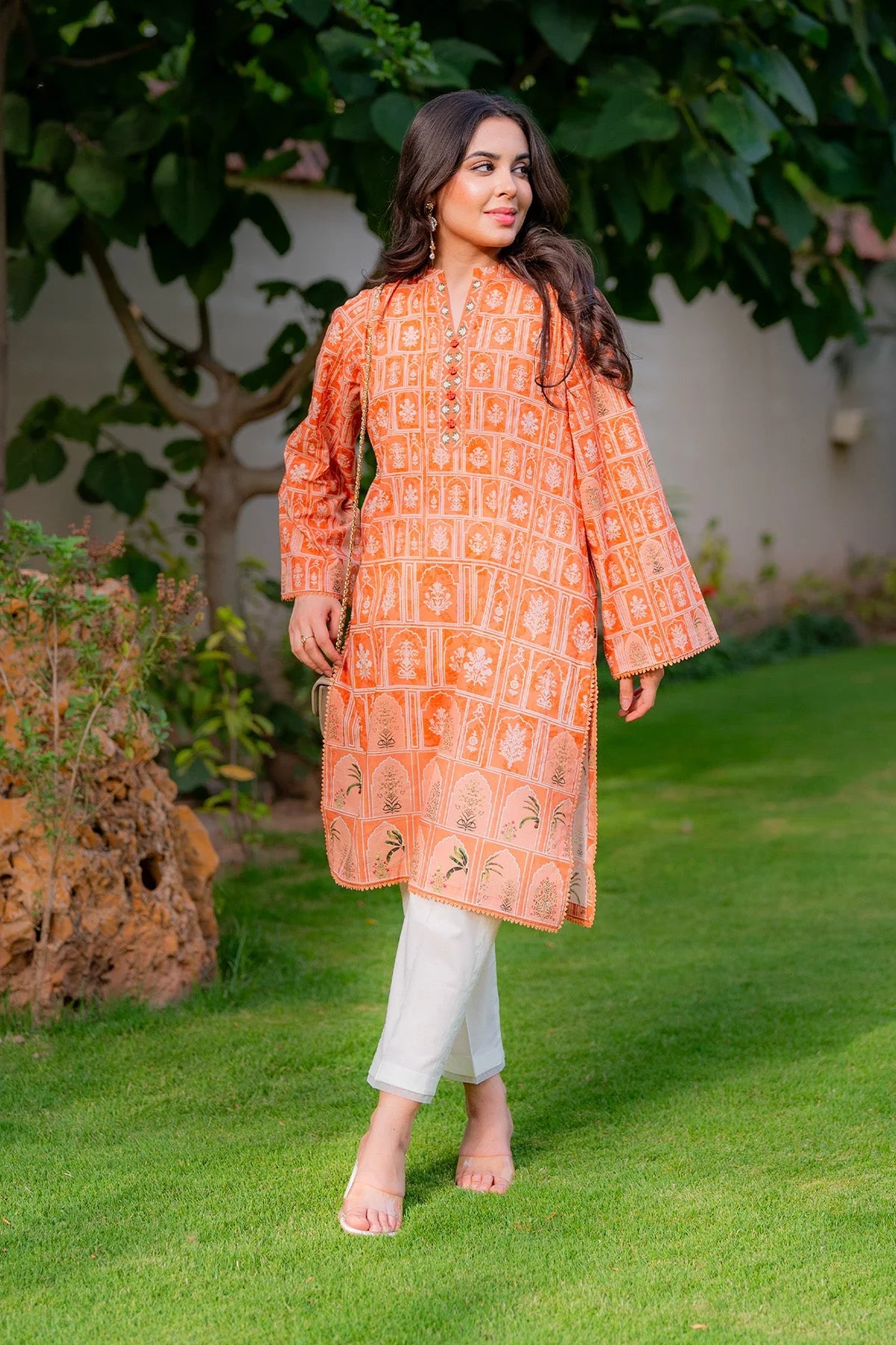 SULTANA'S ORCHARD (SHIRT)