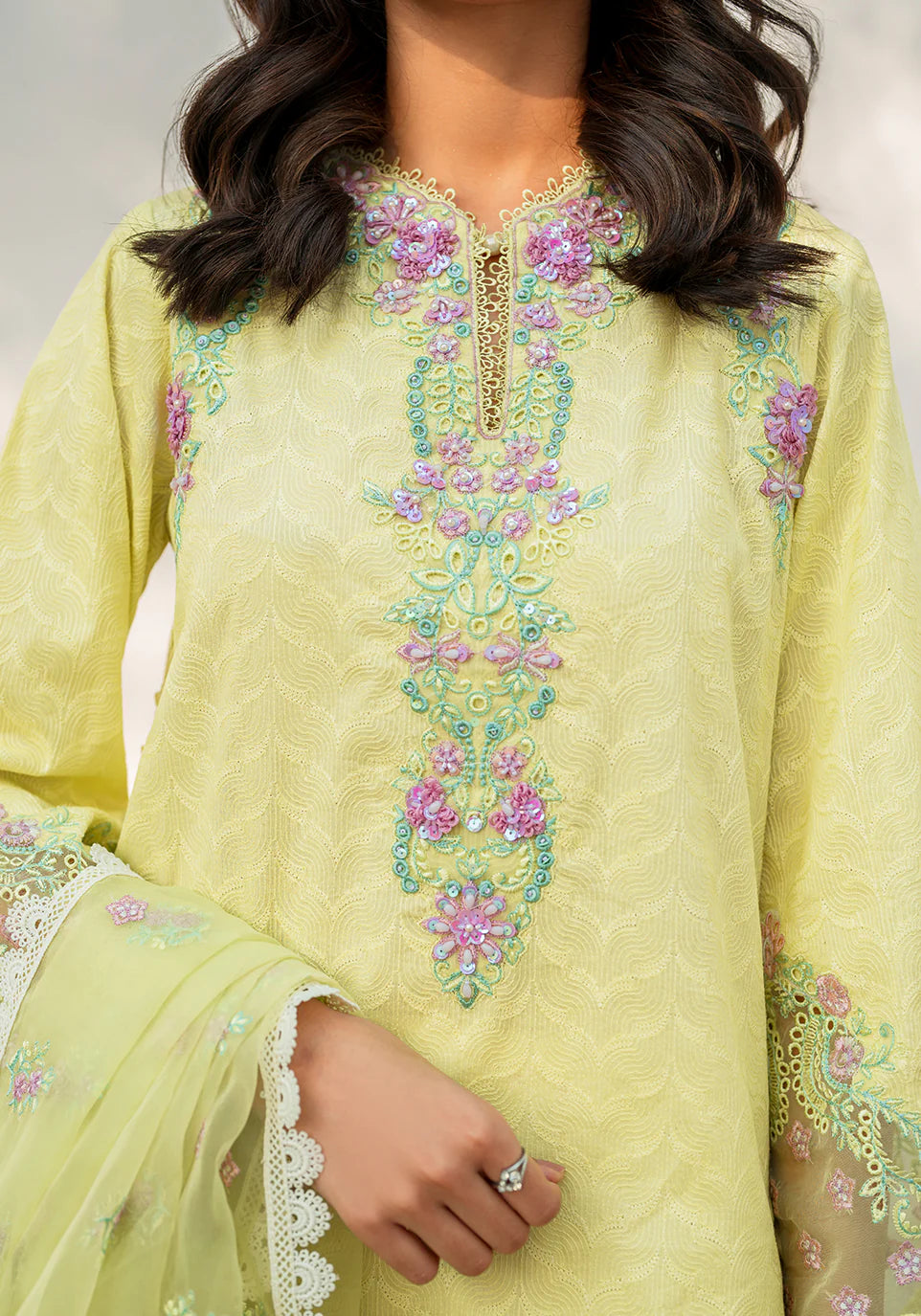 BL 001 ZIANA