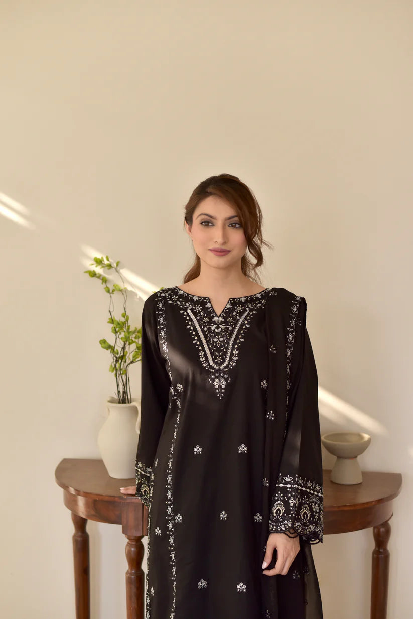 BLACK IRIS SET