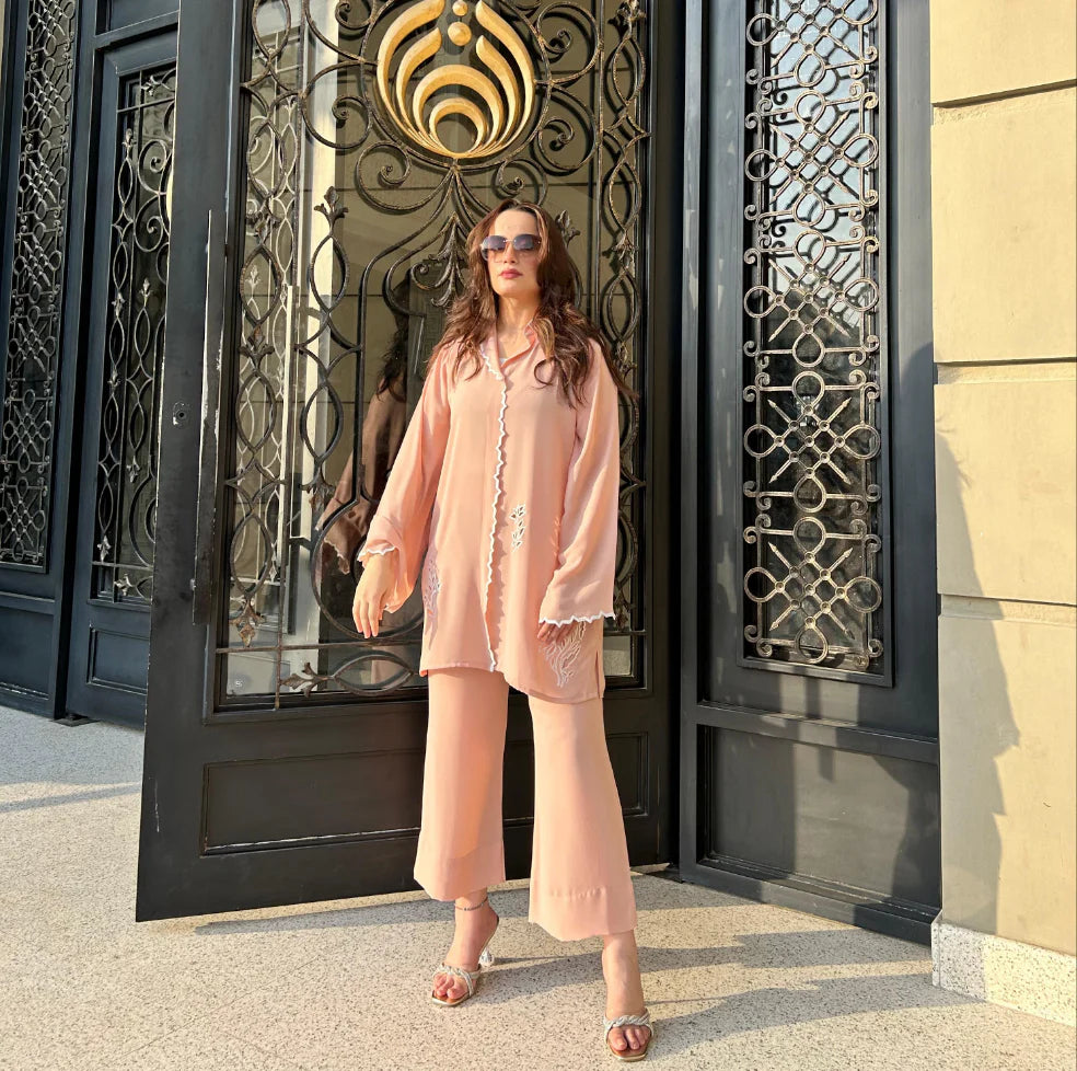 PEACH SCALLOP EMBROIDERED SET