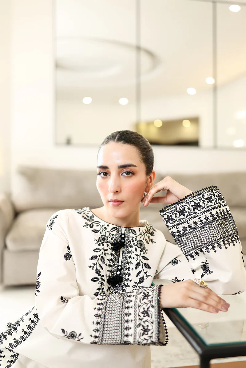 OFF-WHITE & BLACK LUXURY EMBROIDERED FARSHI SET (NPA2-25302)