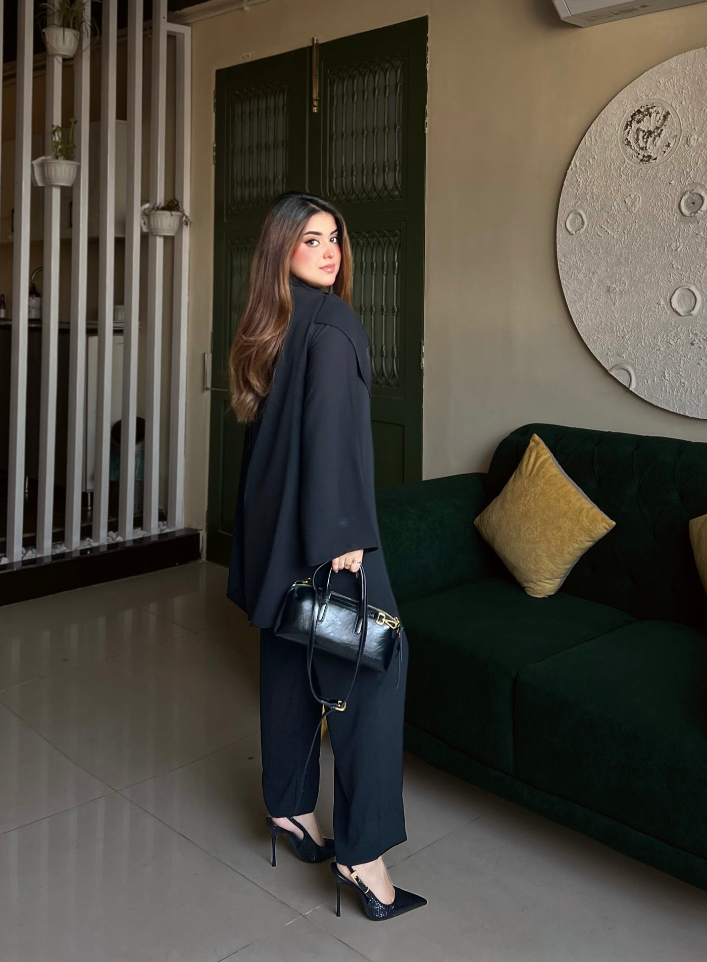 BLACK DRAPE SET