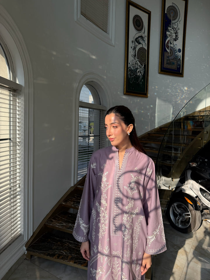 MALLOW - MAUVE EMBROIDERED KURTA