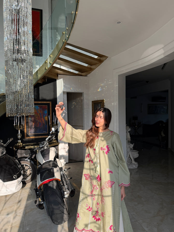 OLEANDER - SAGE GREEN EMBROIDERED KURTA