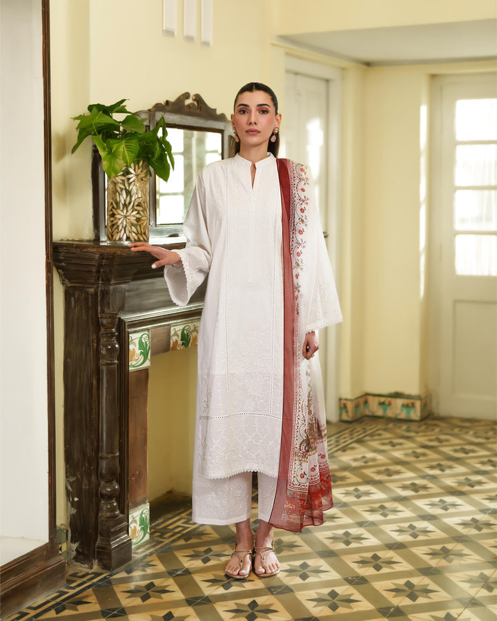 IRIS WHITE LUXURY EMBROIDERED LAWN SET