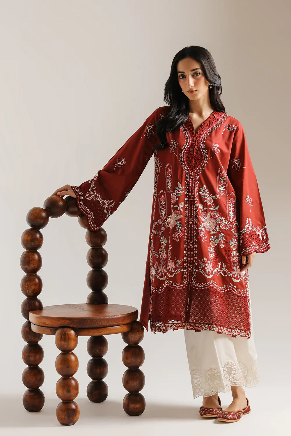 ETHNC EMBROIDERED SUIT