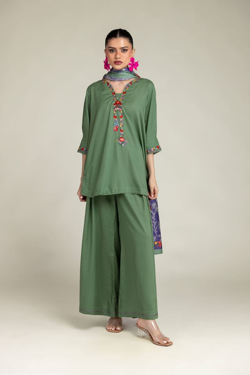 GREEN FLORAL EMBROIDERED RAW SILK SUIT