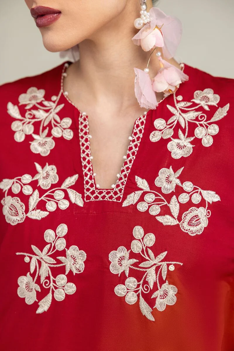 RED FLORAL EMBROIDERED POLYESTER SILK SUIT