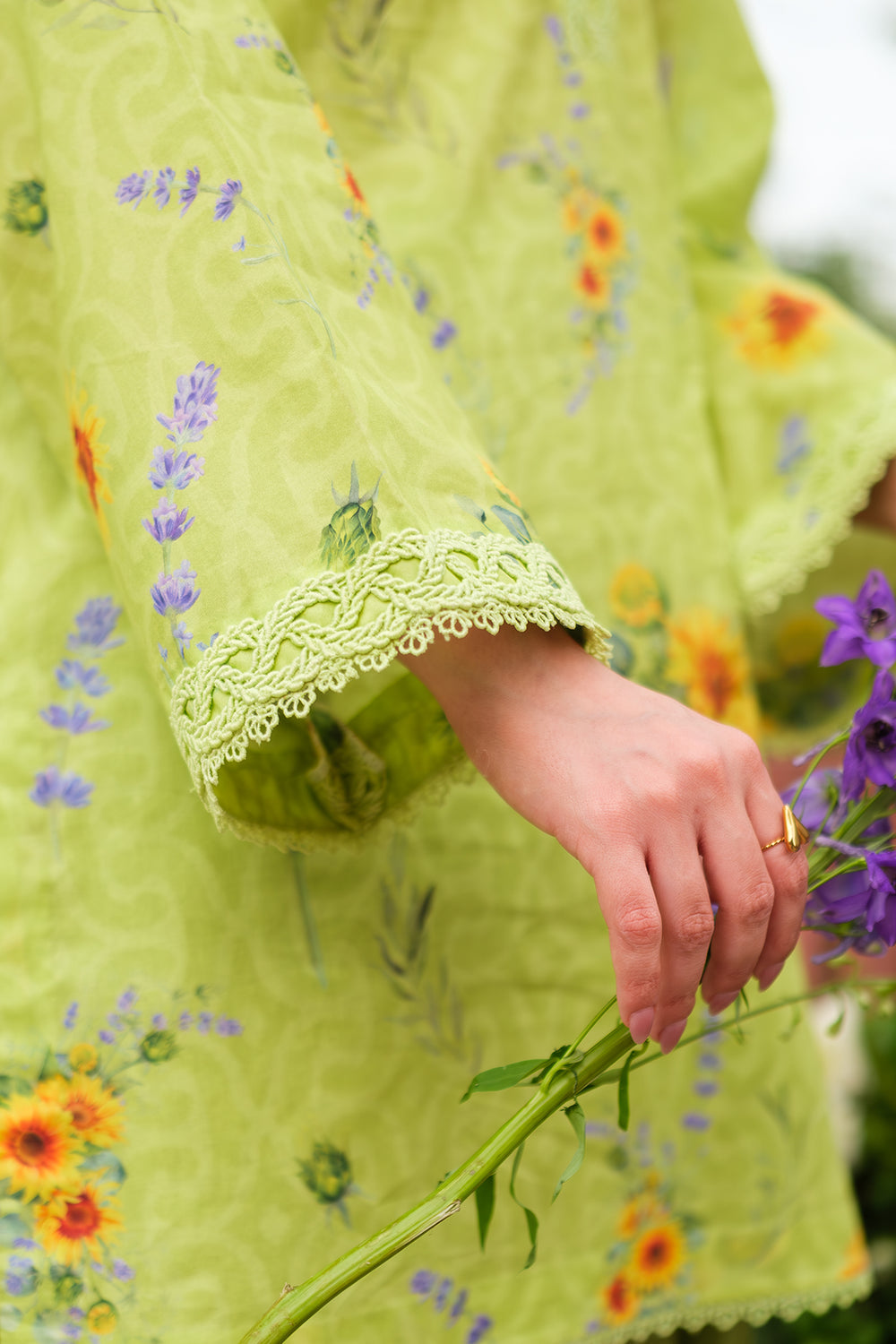 LIME BLOSSOM