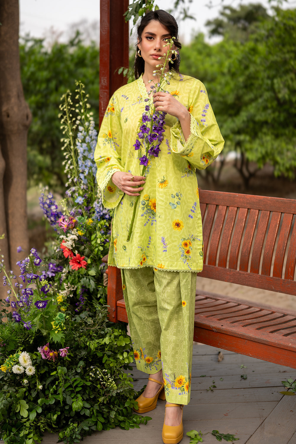 LIME BLOSSOM
