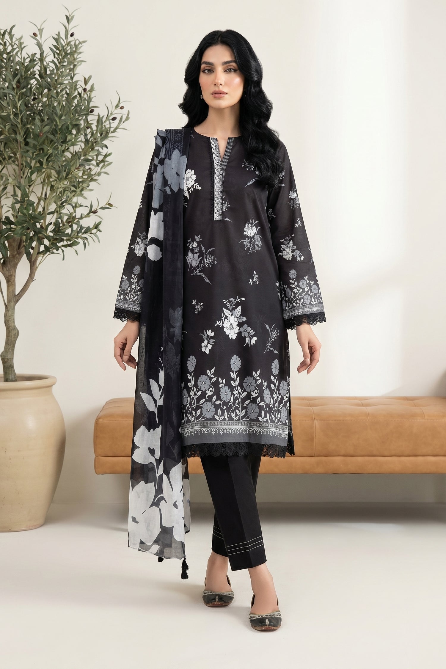 LAKHANY 03 PIECE STITCHED MONOCHROME PRINTED LAWN