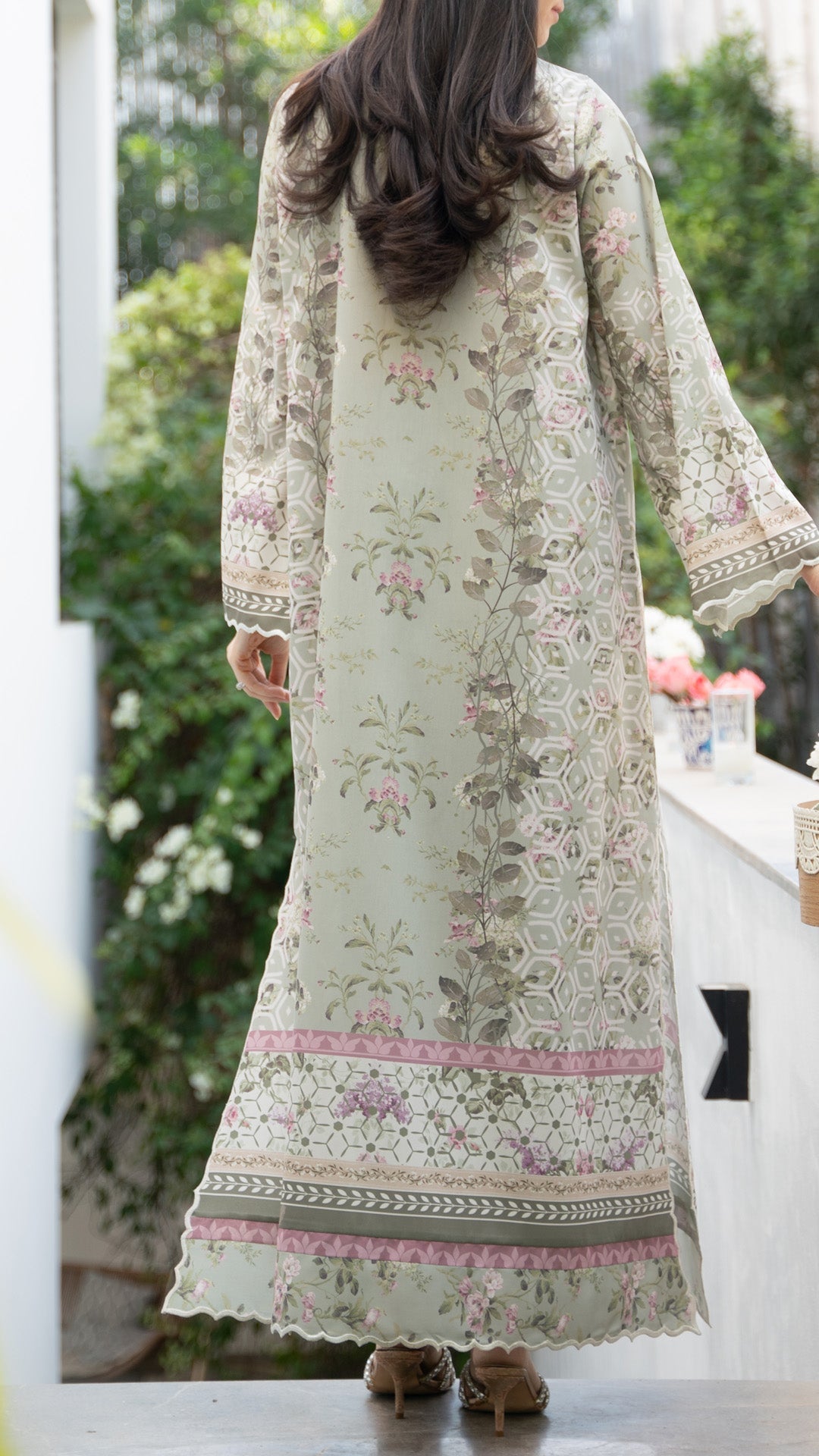 COVE KAFTAN AND IZAAR