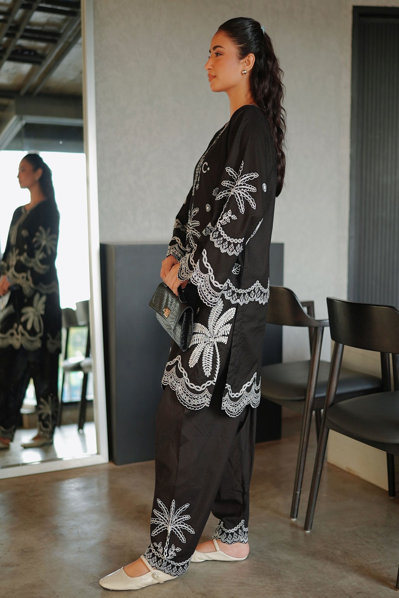 DHANAK SS26DC-2590 - BLACK - COTTON JACQUARD - 2PCS - EMBROIDERED KURTA WITH TROUSER