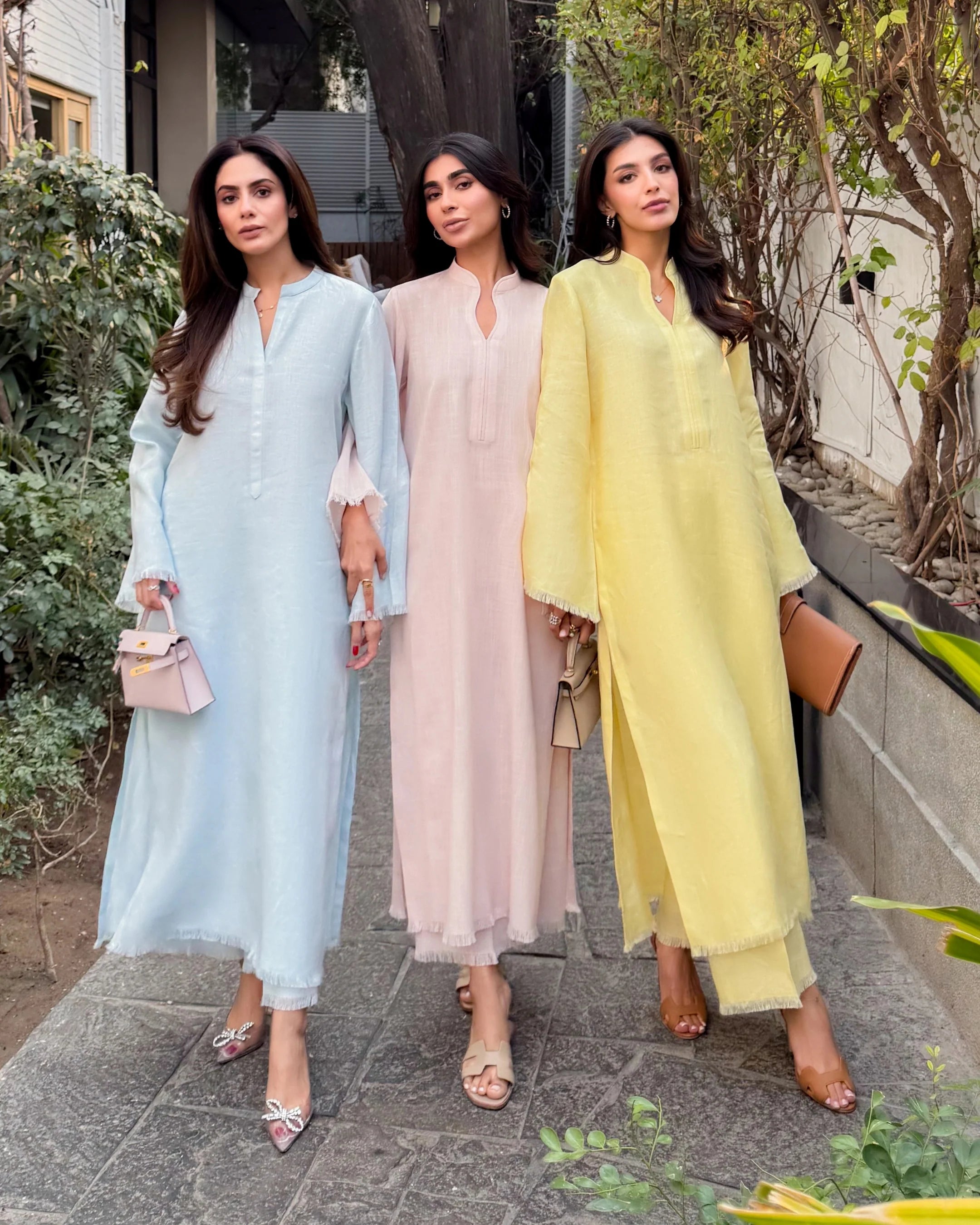 LIGHT PINK LINEN FRINGE SET