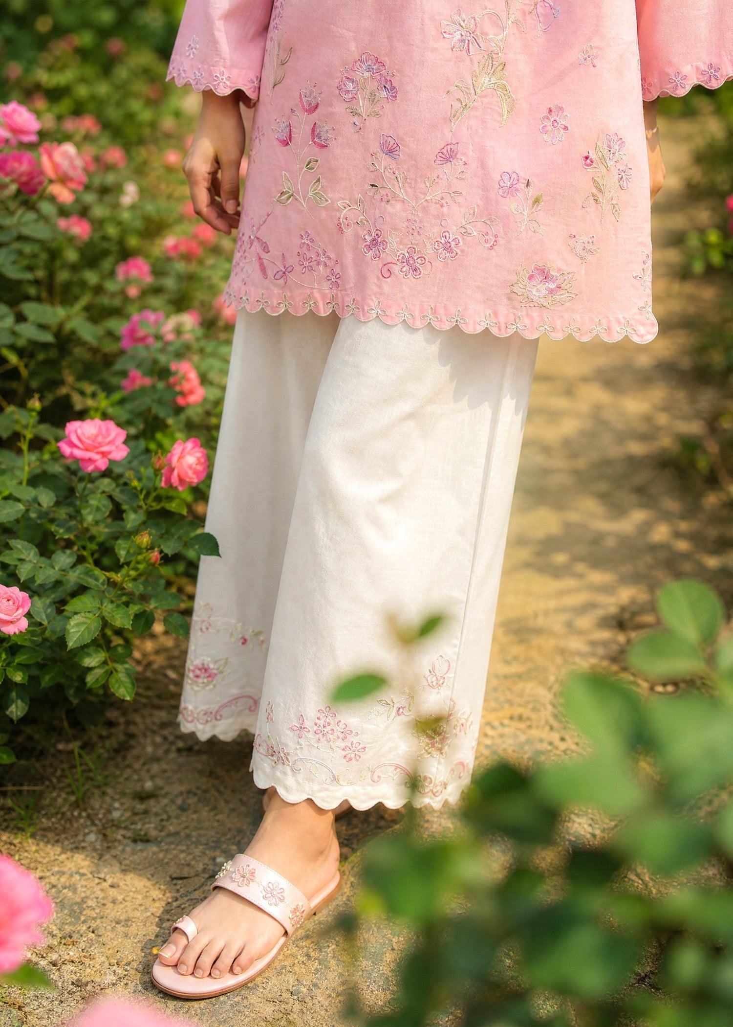 DHANAK SS26DC-2627 LIGHT PINK 2PCS EMBROIDERED KURTA WITH TROUSER