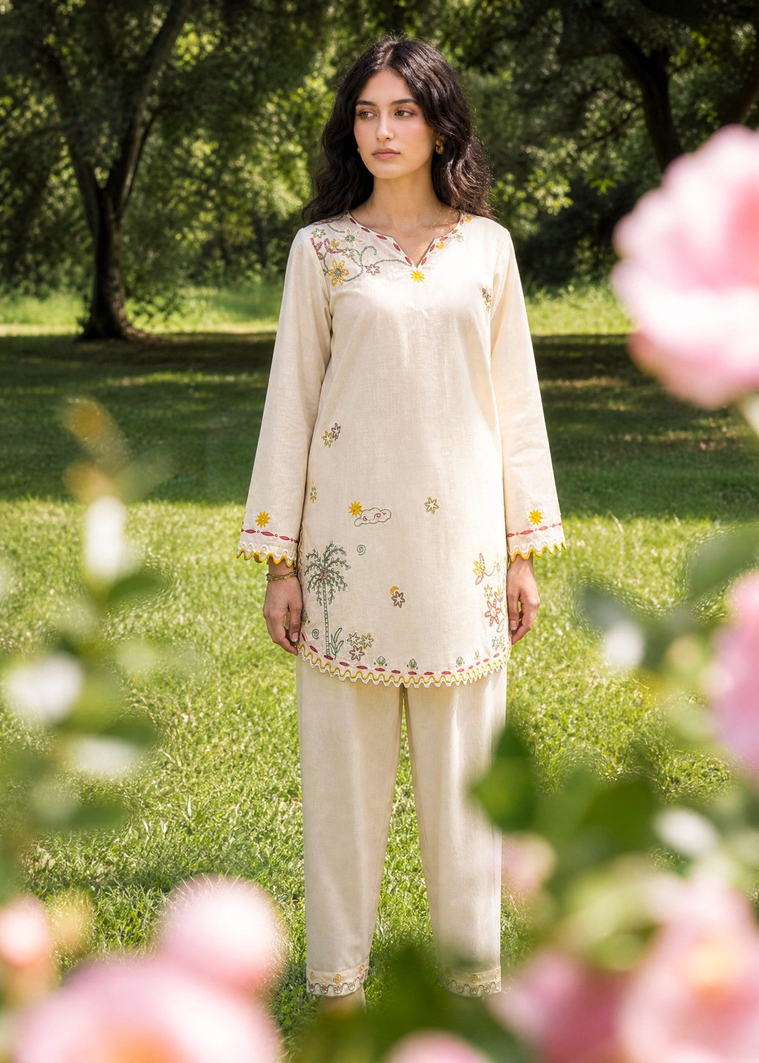 DHANAK SS26DC-2622 CREAM 2PCS EMBROIDERED KURTA WITH TROUSER