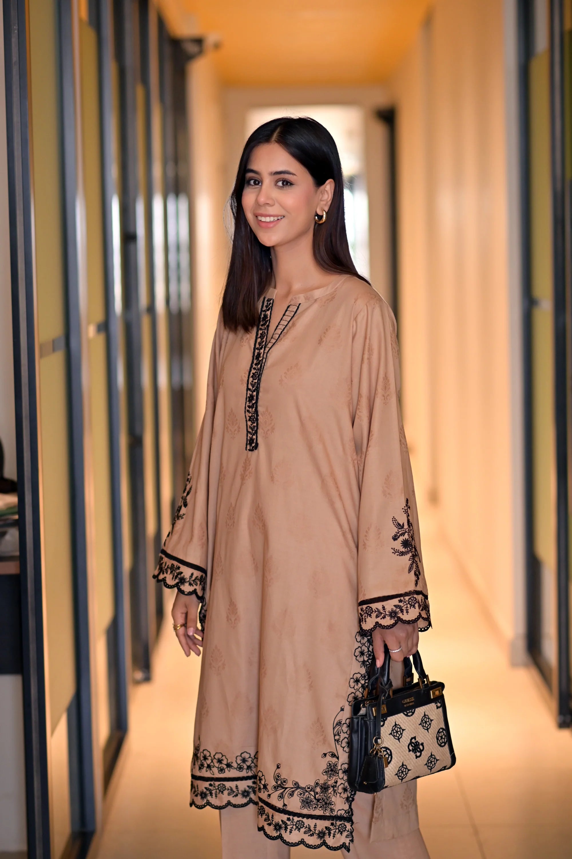 01 PIECE READY TO WEAR EMBROIDERED COTTON JACQUARD SHIRT