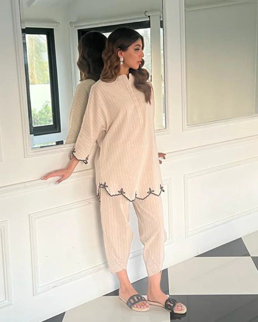 BEIGE-BLACK CUTWORK