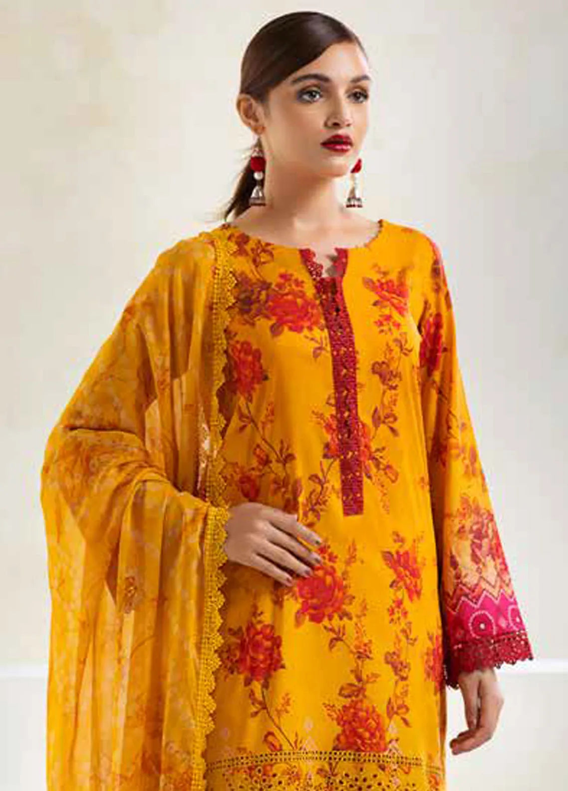 CHIKANKARI LAWN SUIT RA24A AF-86