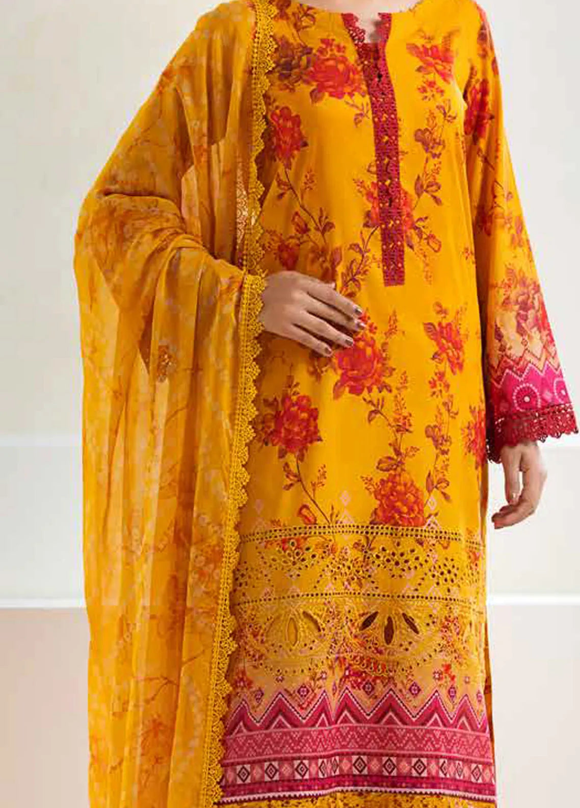 CHIKANKARI LAWN SUIT RA24A AF-86