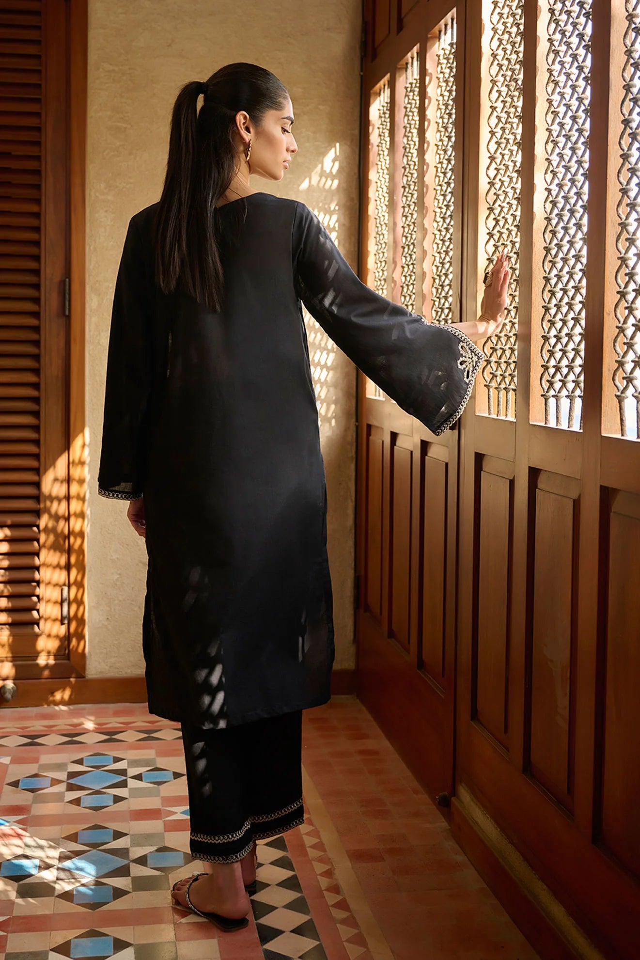 DHANAK SOLIDS | DC-2175 BLACK 2PCS EMBROIDERED KURTA WITH TROUSER