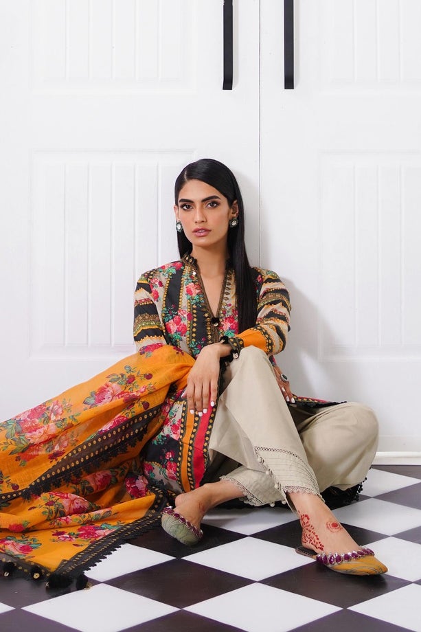 SANA SAFINAZ MAHAY '23 | H231-024B-CG