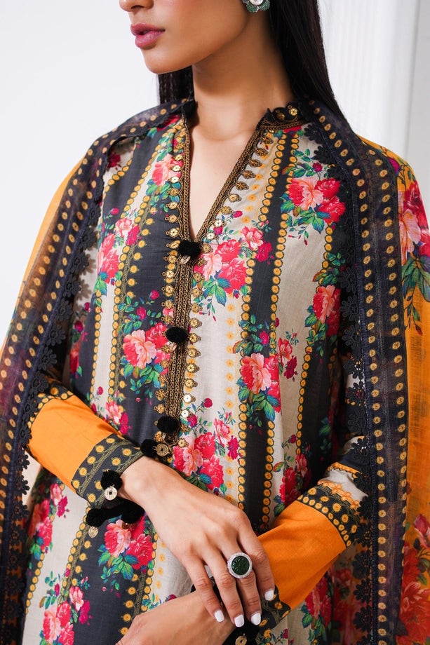 SANA SAFINAZ MAHAY '23 | H231-024B-CG