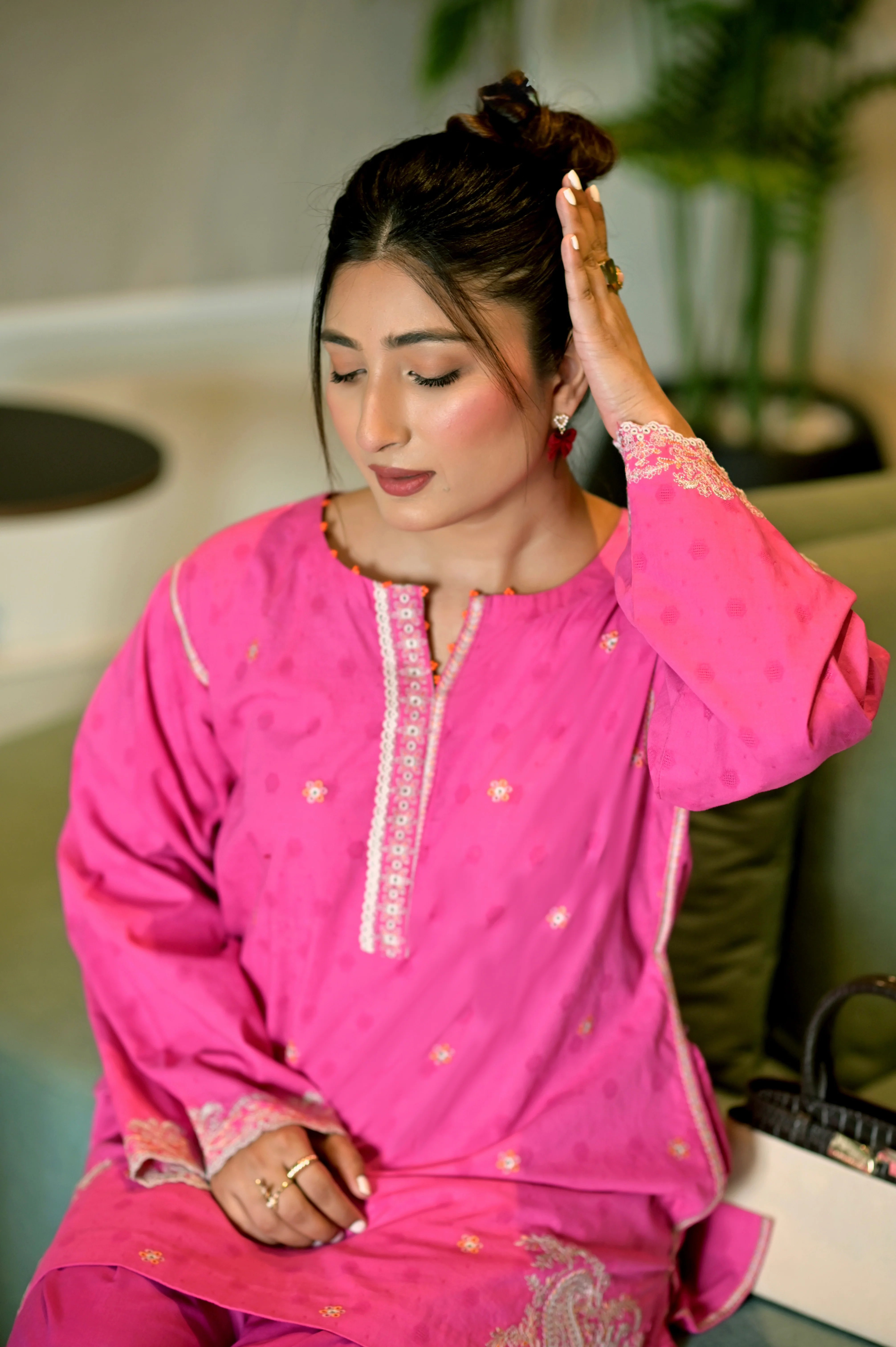 01 PIECE READY TO WEAR EMBROIDERED COTTON JACQUARD SHIRT