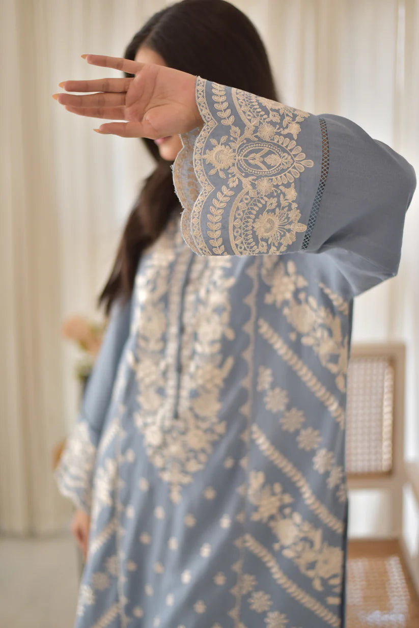 POWDER BLUE