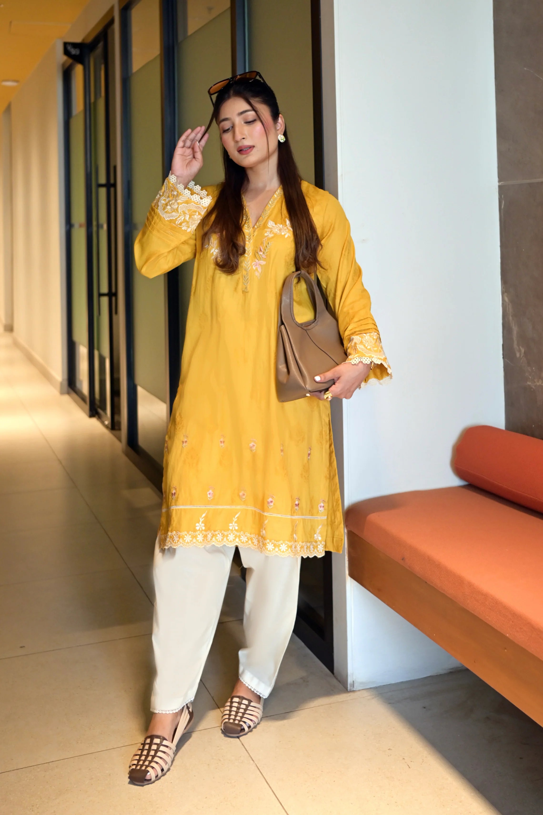01 PIECE READY TO WEAR EMBROIDERED COTTON JACQUARD SHIRT