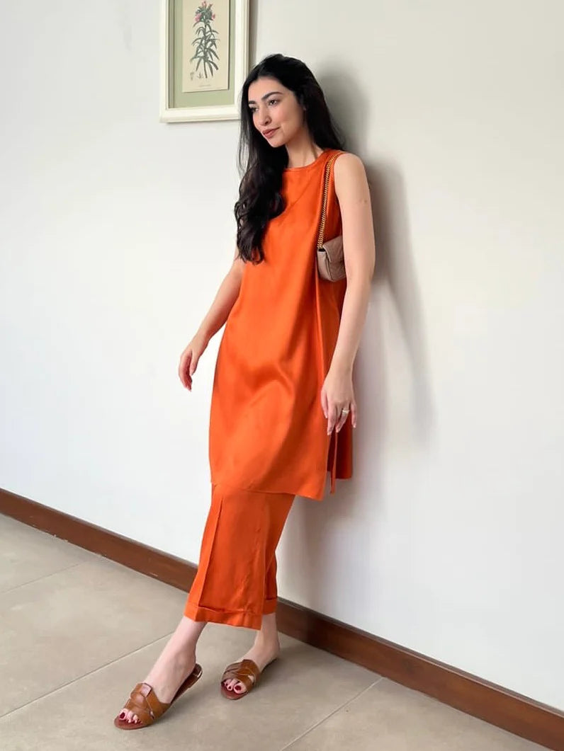 ORANGE G-SUIT