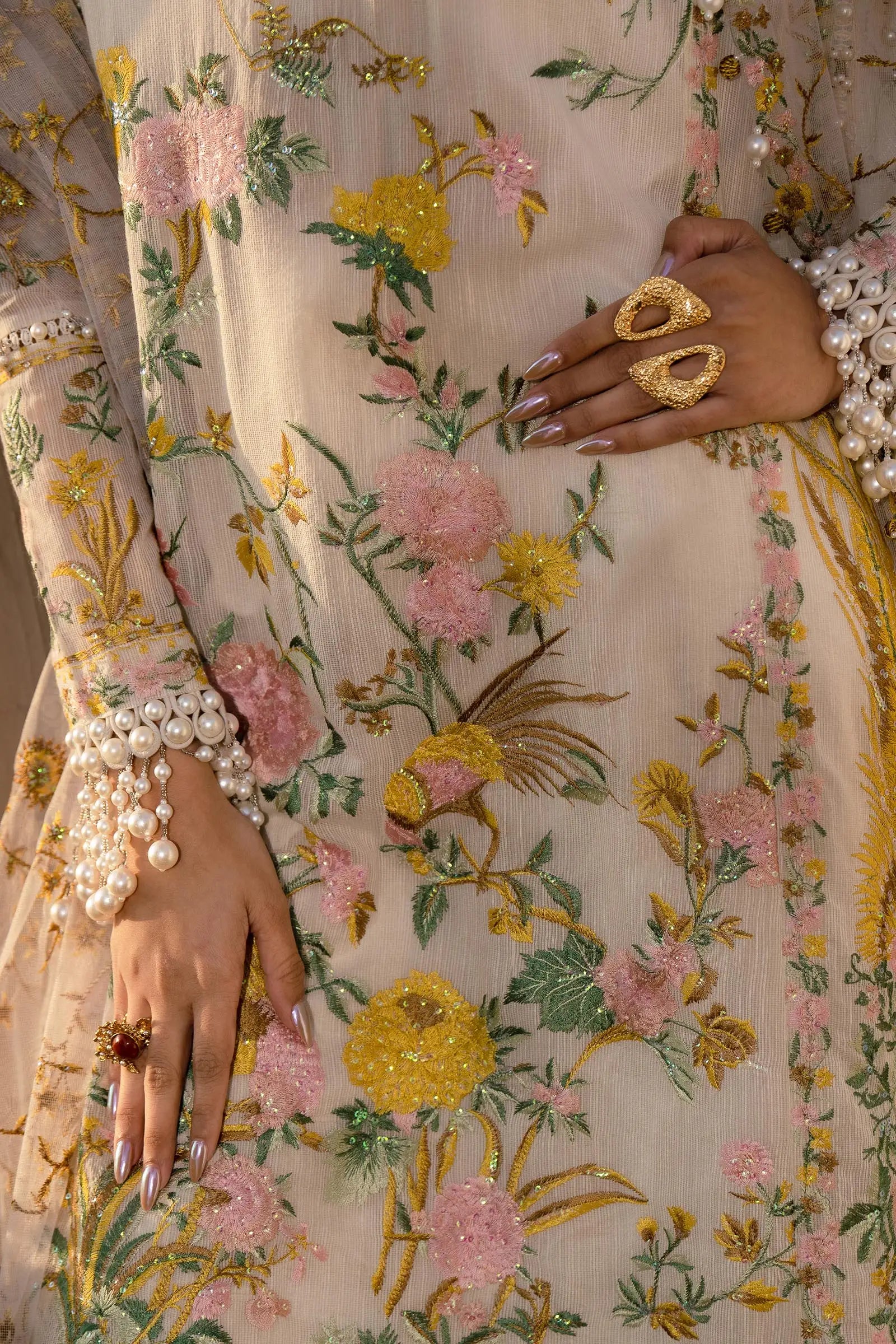 SANA SAFINAZ LUXURY | 9A