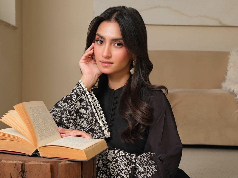 NOOR PRET